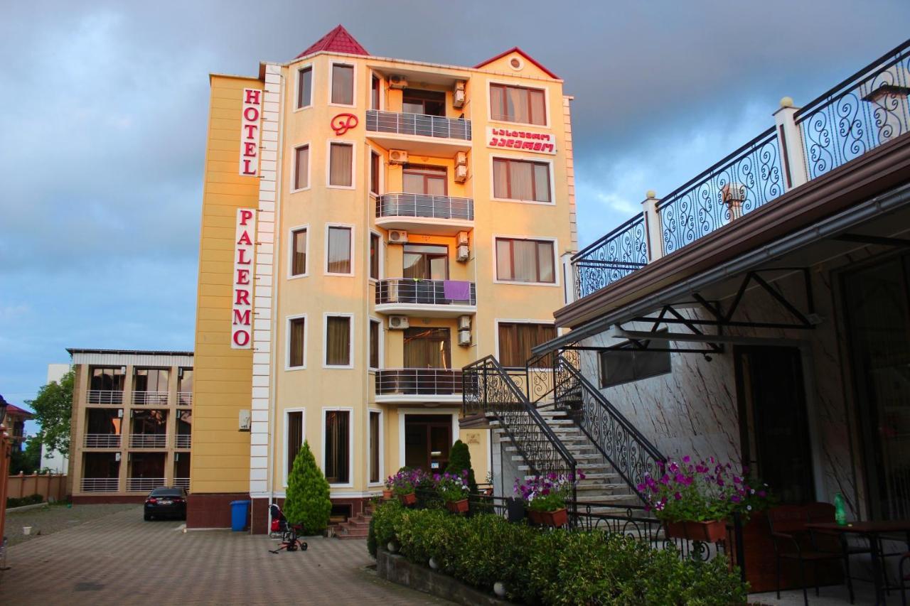 Hotel Palermo Kobuleti ภายนอก รูปภาพ