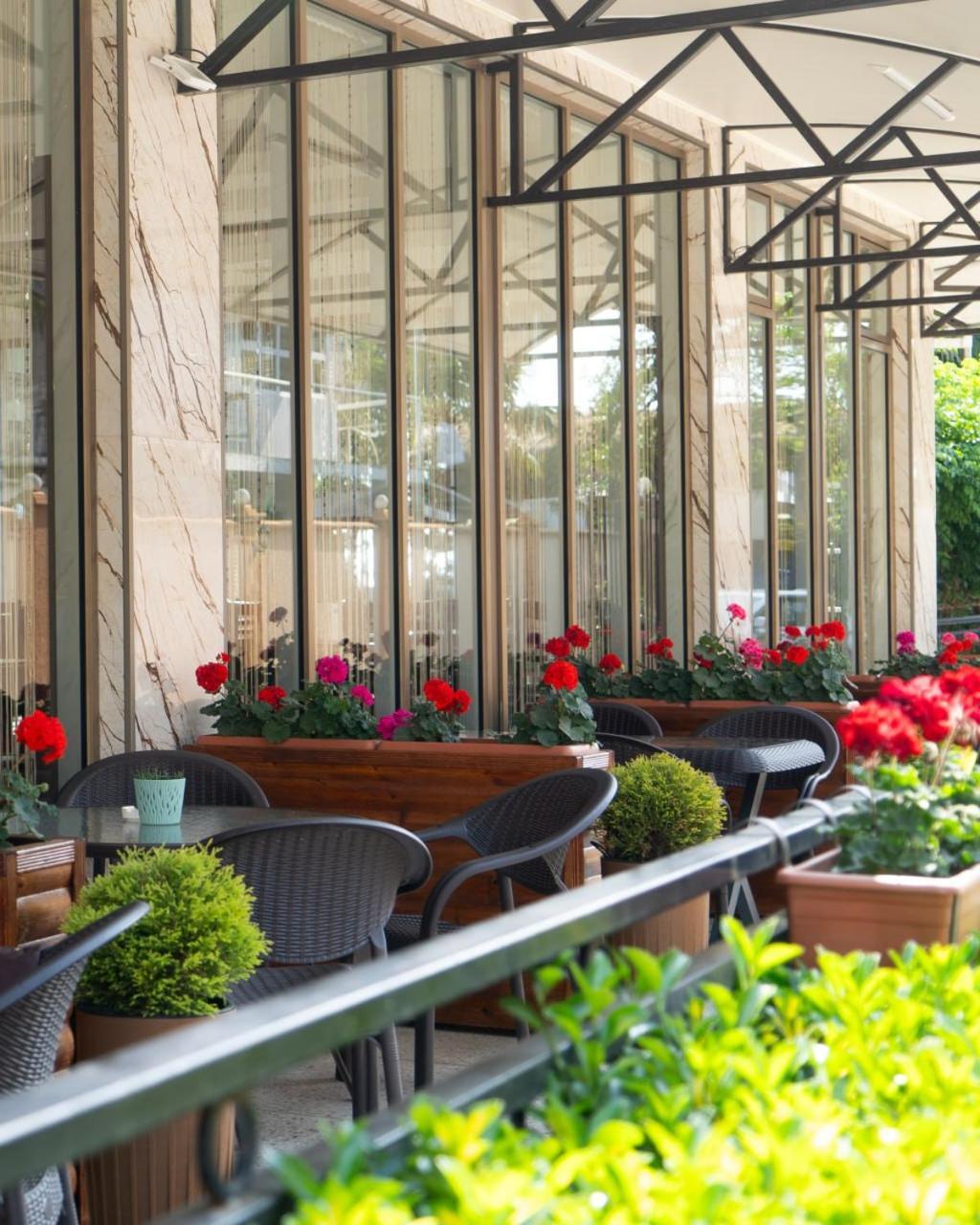 Hotel Palermo Kobuleti ภายนอก รูปภาพ